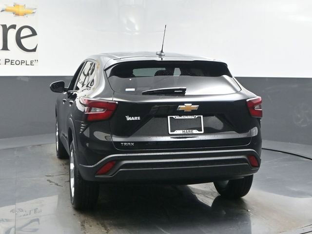 New 2026 Chevrolet Trax LS w/ LS Convenience Package image 13