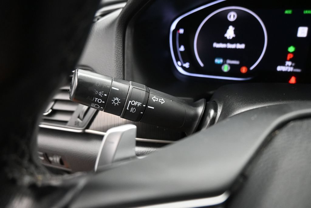 Used 2019 Honda Accord Sport image 10