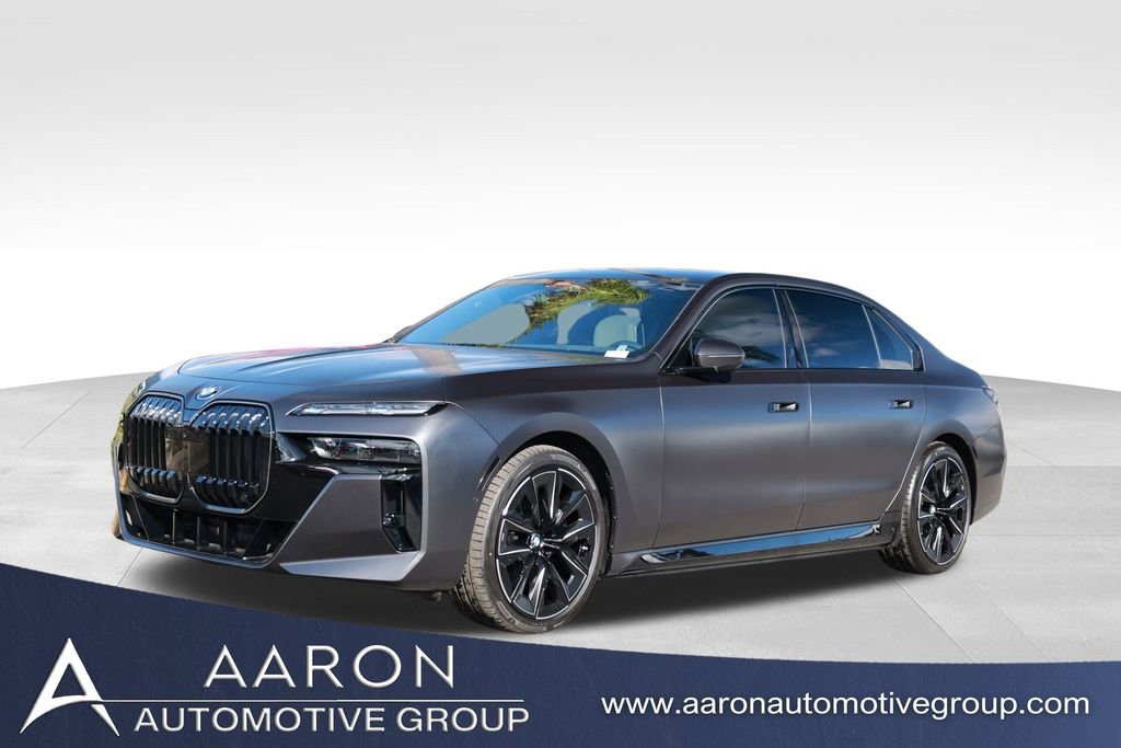 Used 2025 BMW i7 xDrive60 w/ Executive Package image 1