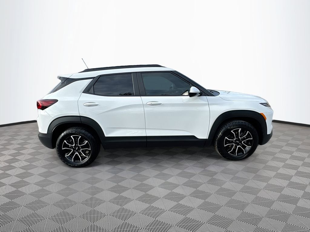 Used 2024 Chevrolet TrailBlazer ACTIV w/ Convenience Package image 4