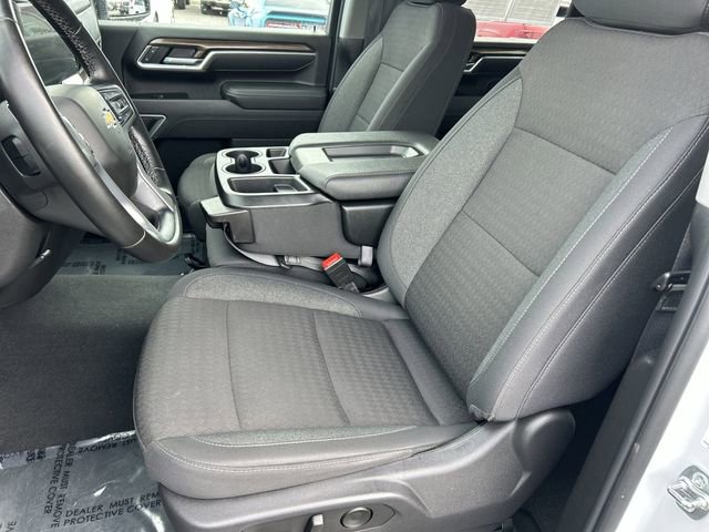 Used 2025 Chevrolet Silverado 2500 LT w/ Convenience Package image 18