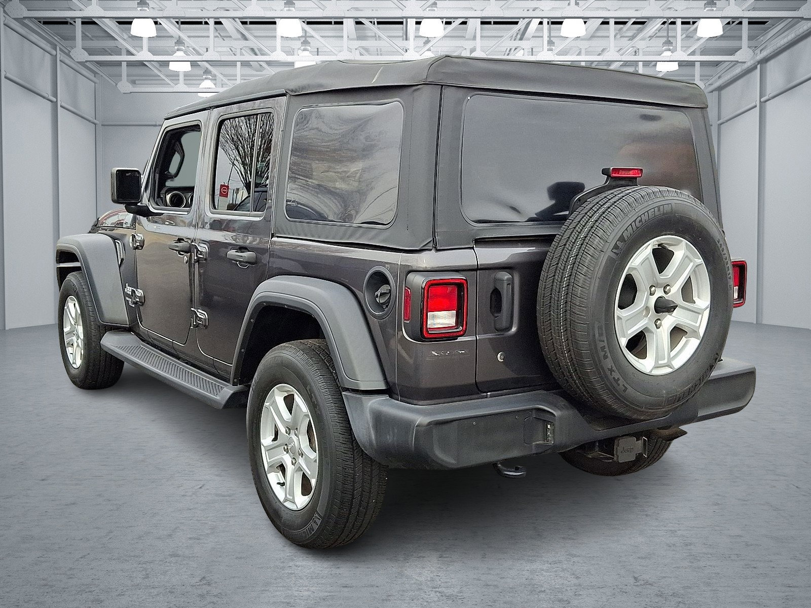 Used 2020 Jeep Wrangler Unlimited Sport S image 4