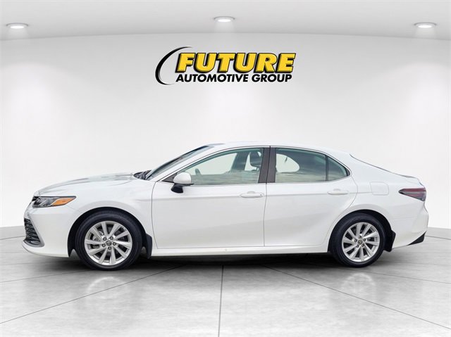 Used 2023 Toyota Camry LE image 6
