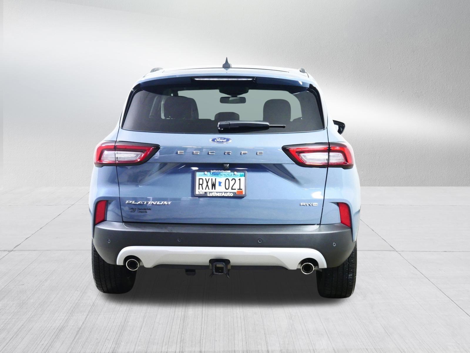 Used 2024 Ford Escape Platinum w/ Class II Trailer Tow Package image 6