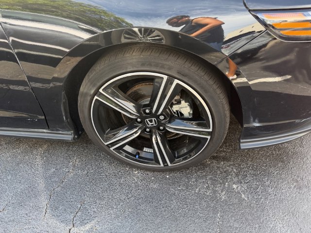 Used 2025 Honda Accord Sport image 4