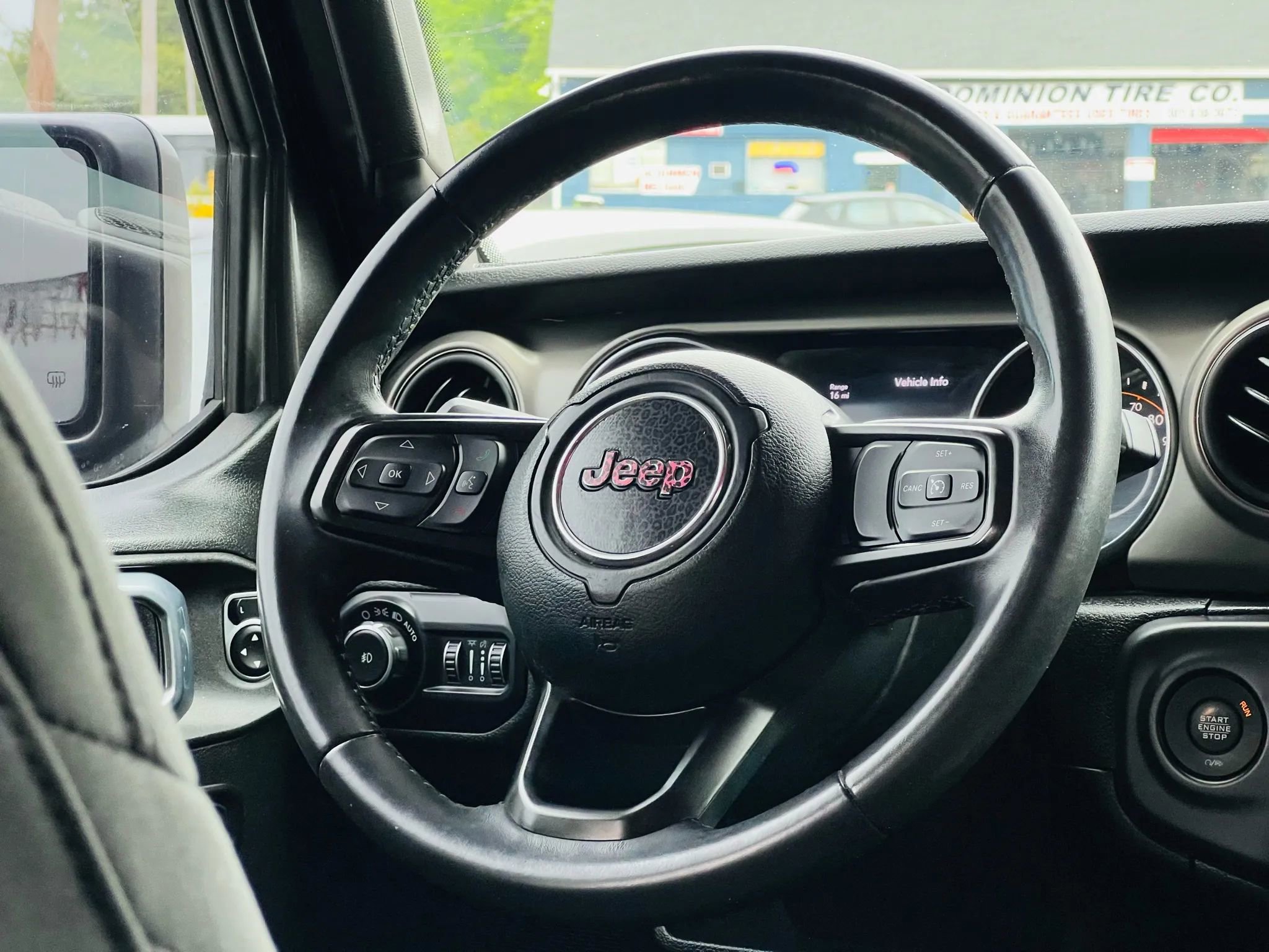 Used 2018 Jeep Wrangler Unlimited Sport S image 21