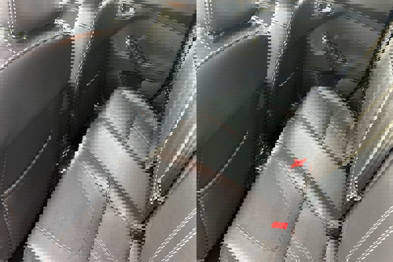 Used 2014 Ford Focus Titanium image 4