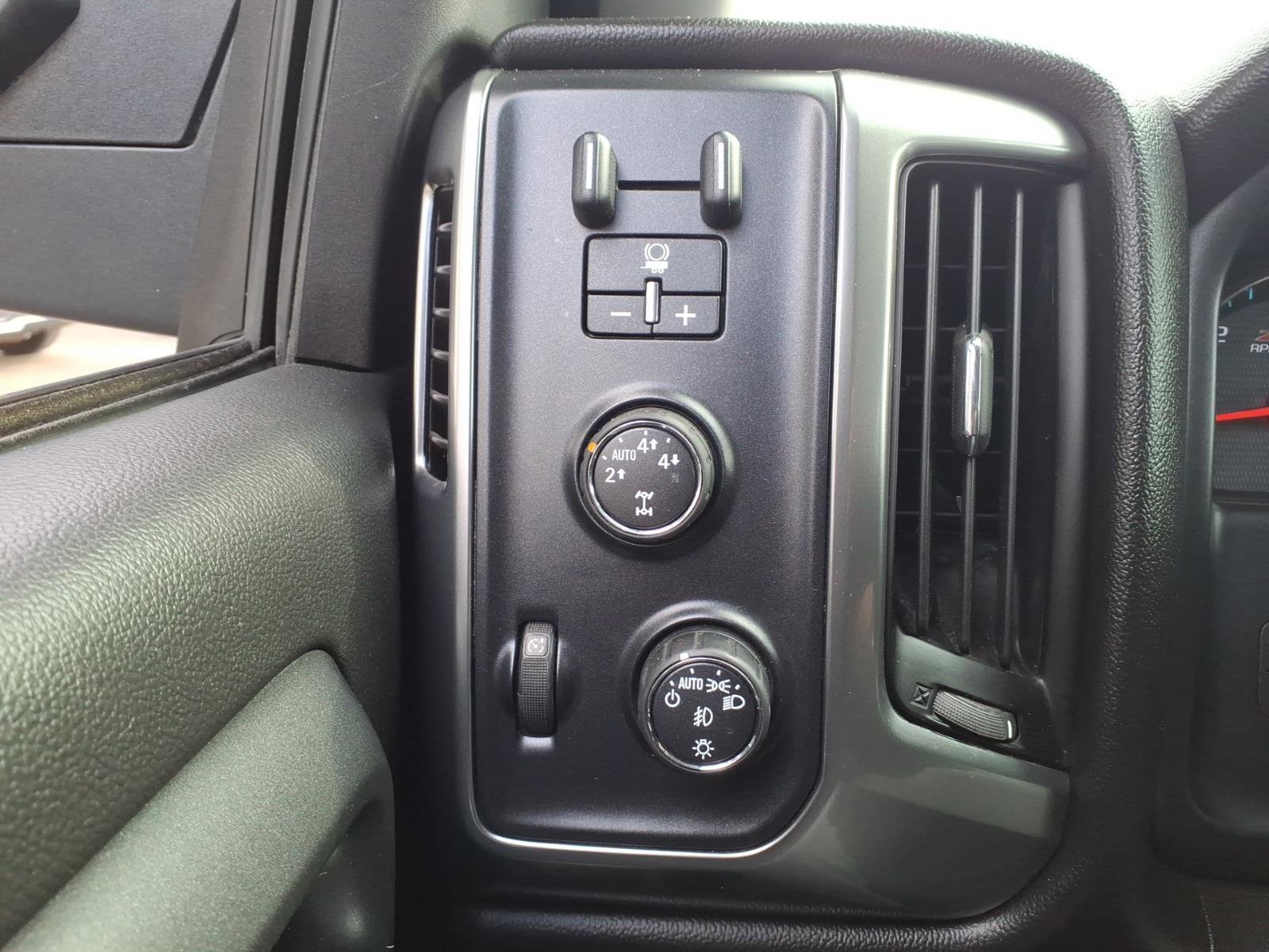 Used 2016 Chevrolet Silverado 1500 LT w/ All Star Edition image 17