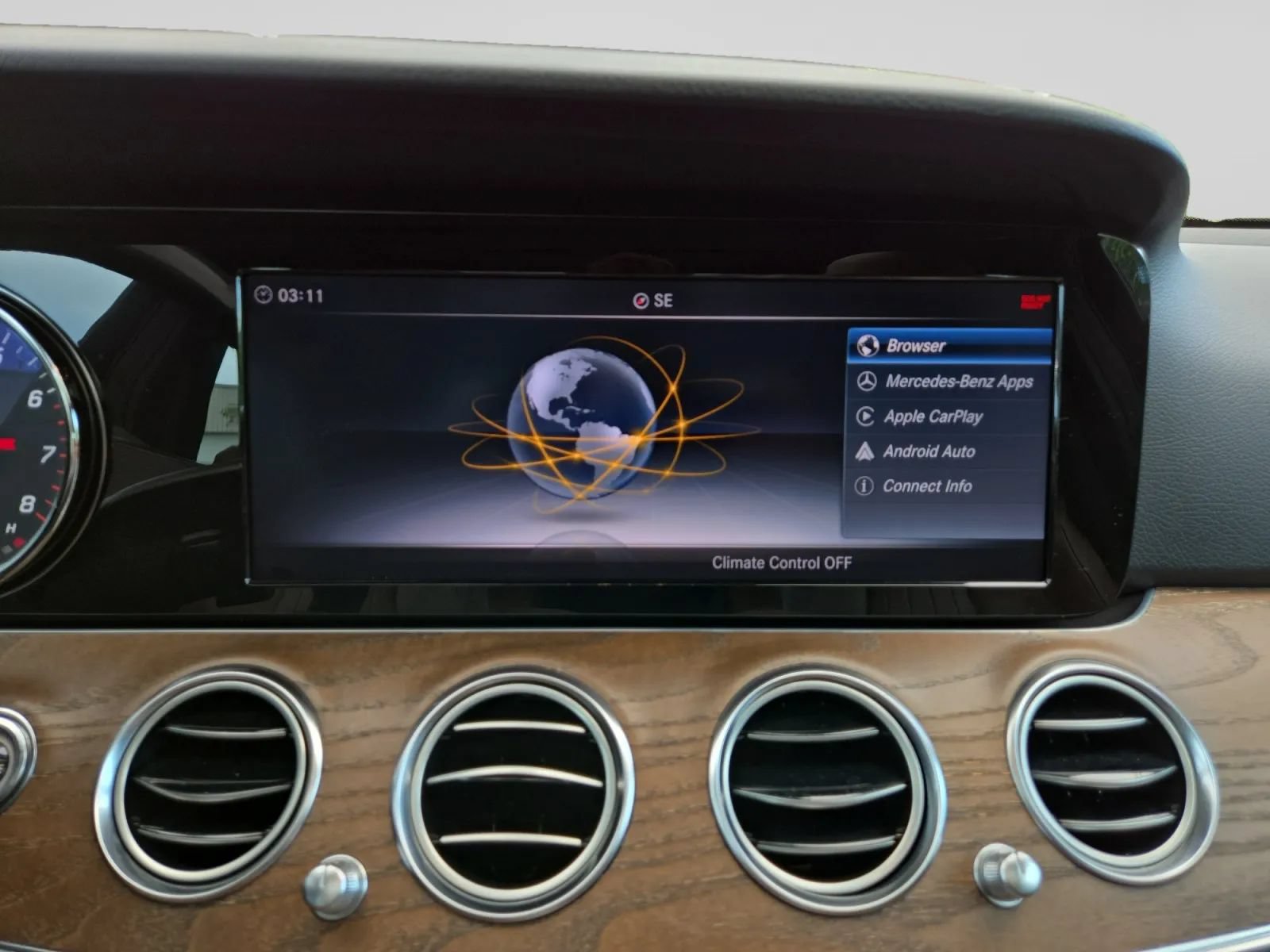 Used 2018 Mercedes-Benz E 300 image 19