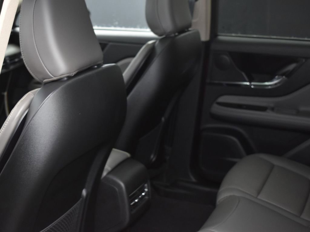 New 2026 Lincoln Corsair Grand Touring AWD/4WD image 11