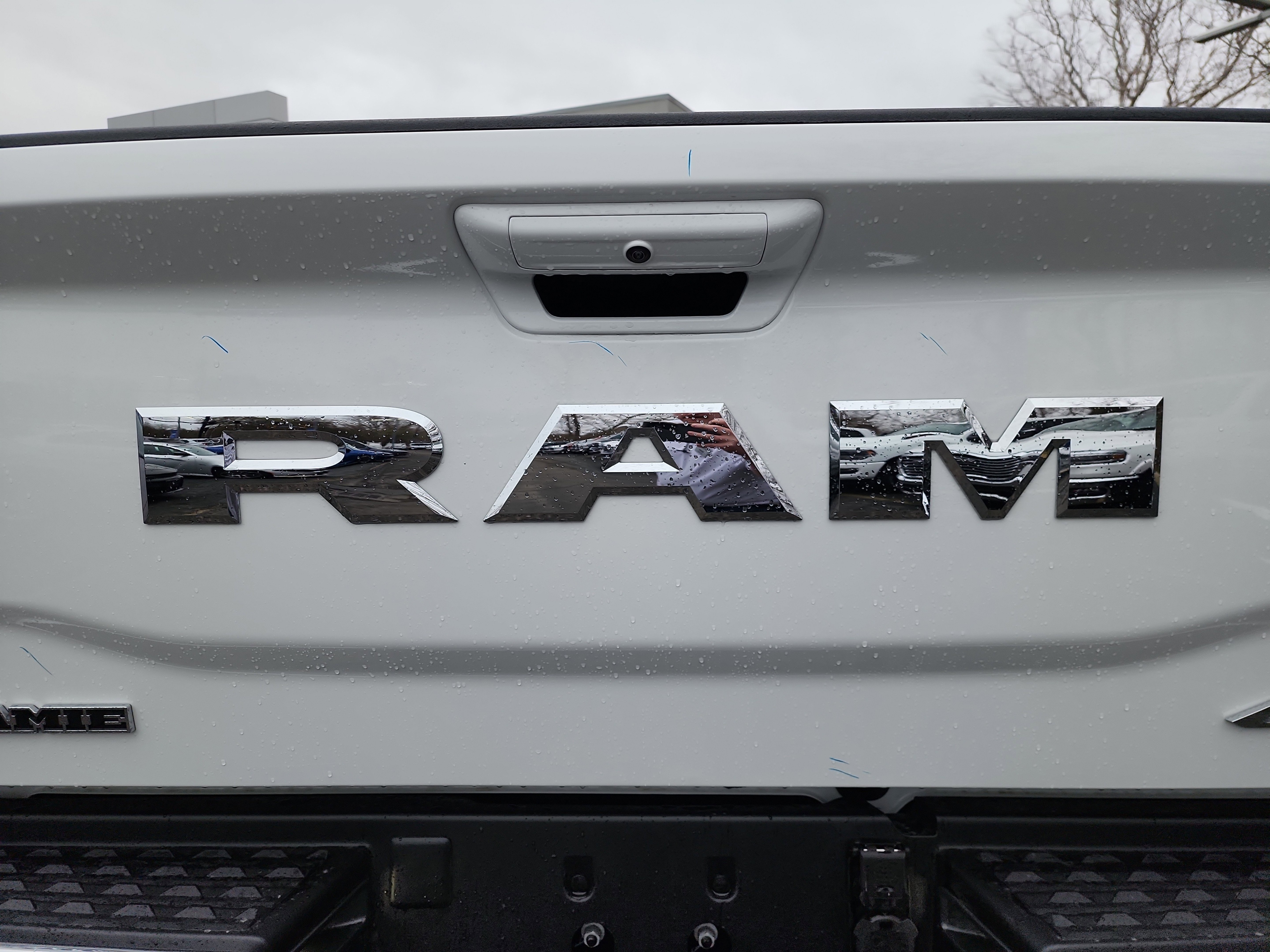 New 2025 RAM 2500 Laramie image 32