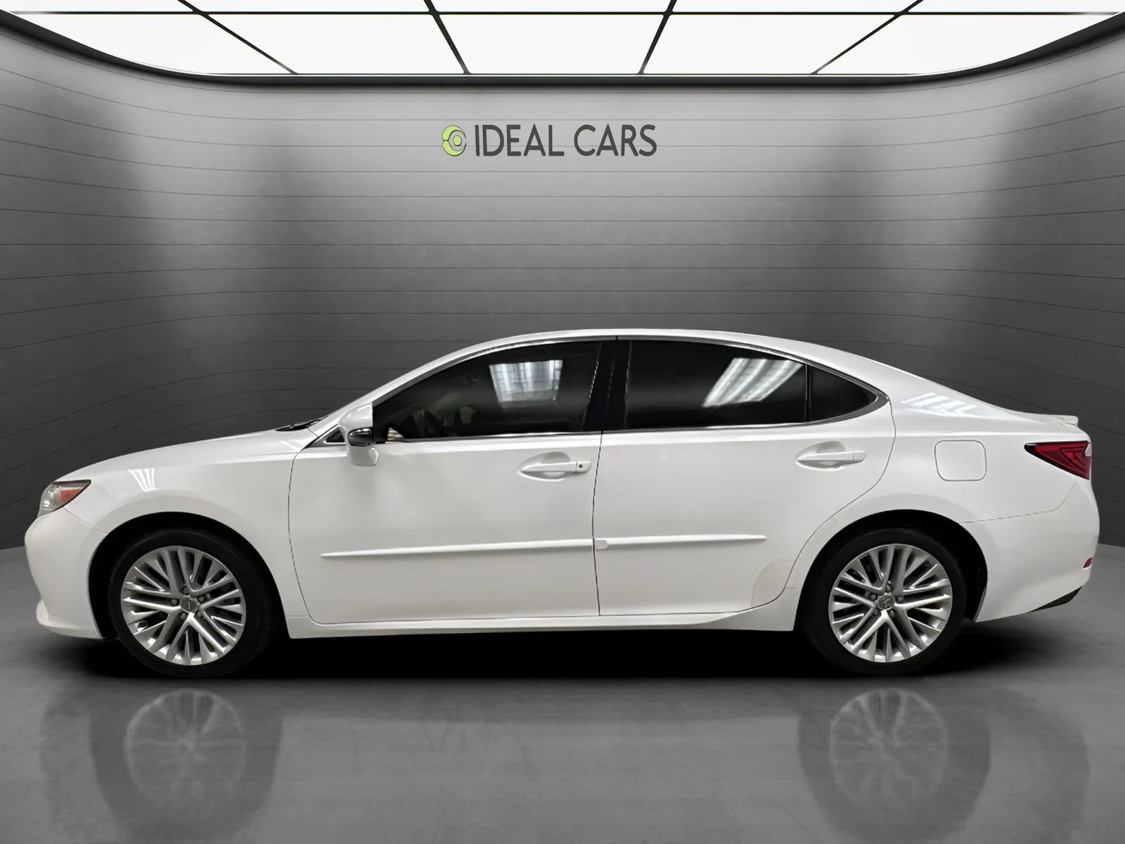 Used 2015 Lexus ES 350 w/ Luxury Package FWD image 8
