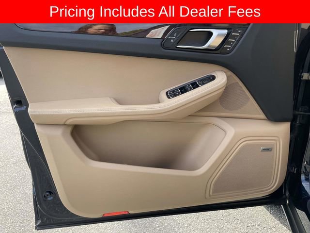 Used 2021 Porsche Macan S AWD/4WD image 18