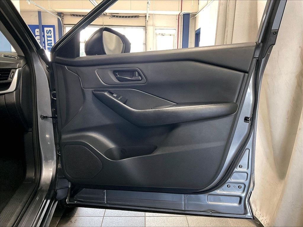 Certified 2024 Nissan Rogue S AWD/4WD image 12