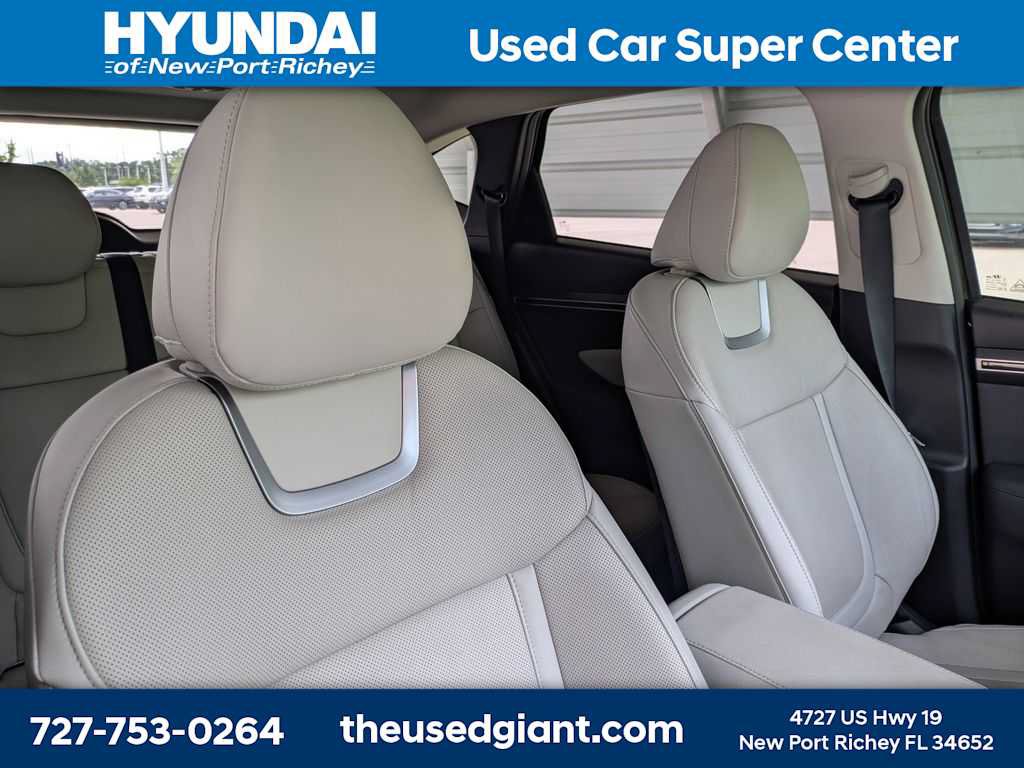 Certified 2024 Hyundai Tucson Limited FWD image 6