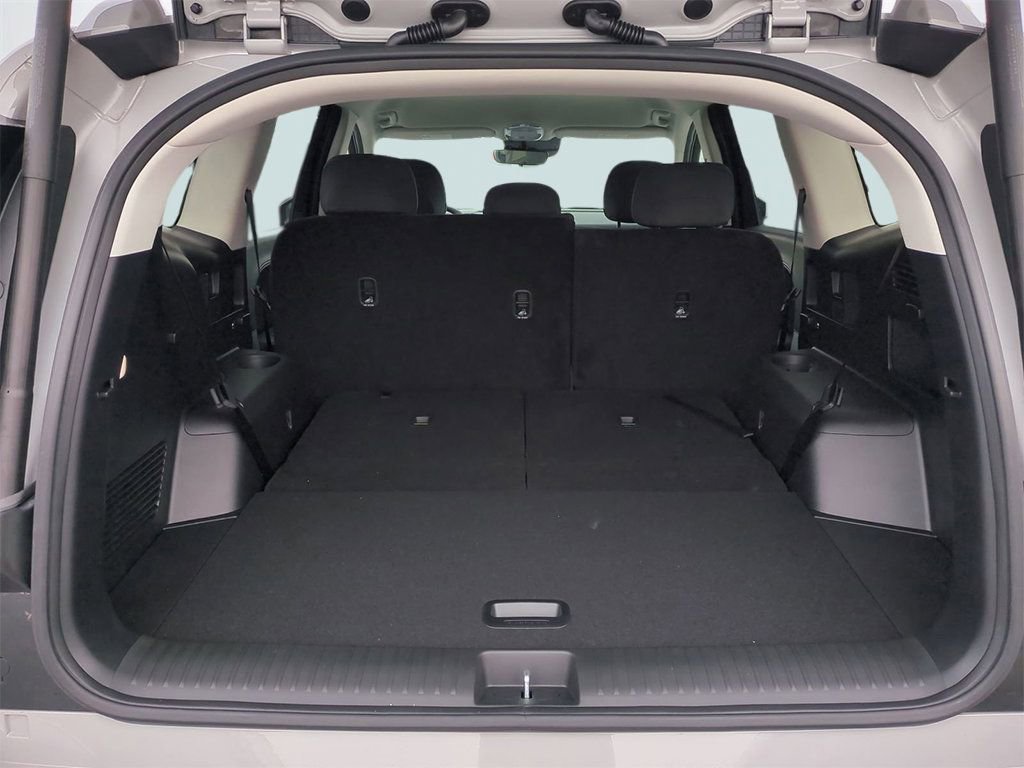 New 2026 Hyundai Ioniq 9 SE image 14