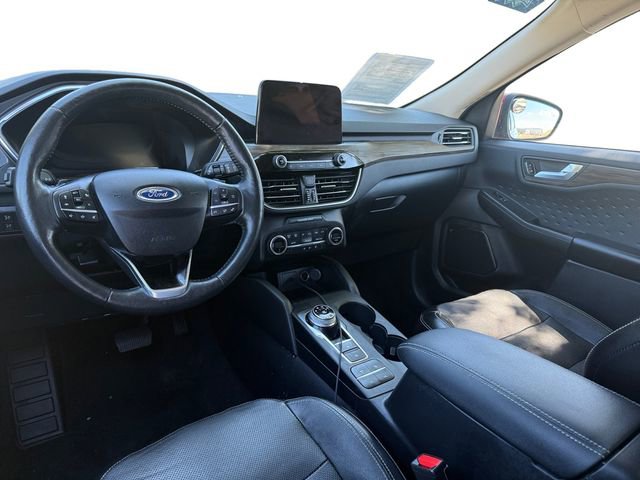 Used 2020 Ford Escape Titanium image 14