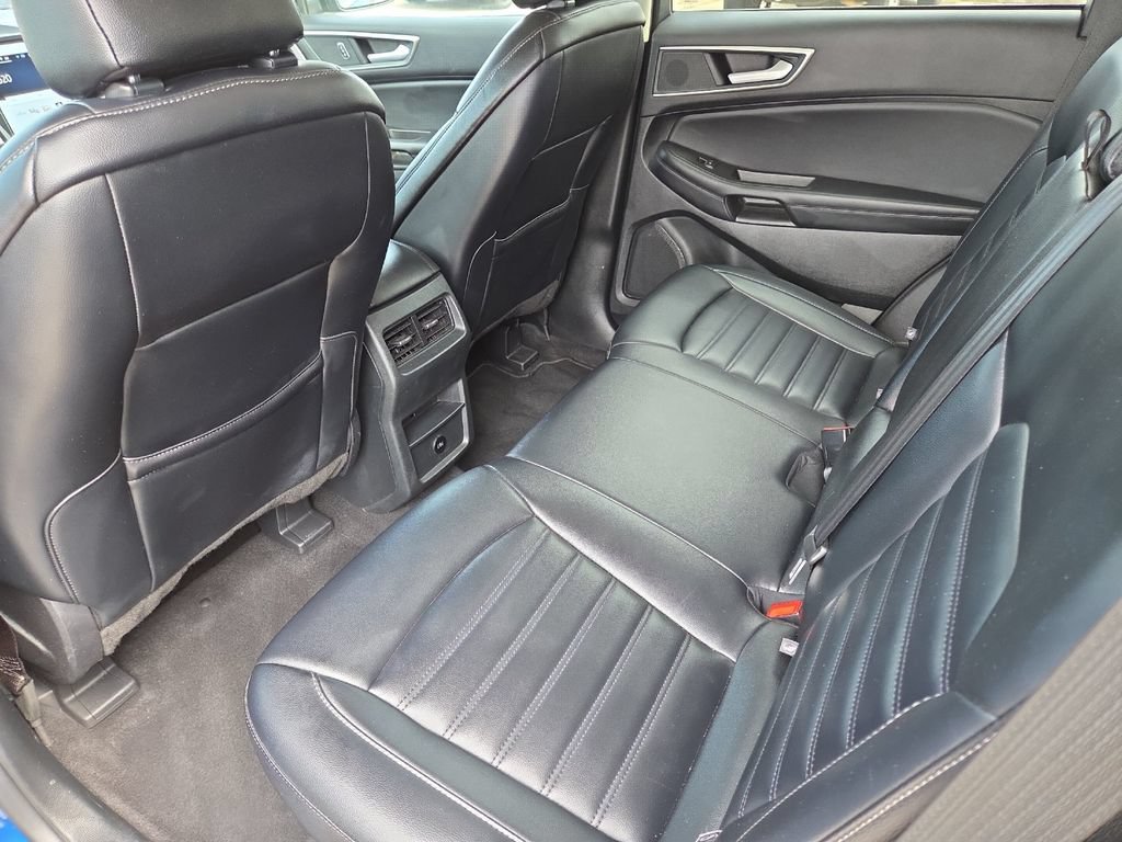 Used 2024 Ford Edge SEL AWD/4WD image 12
