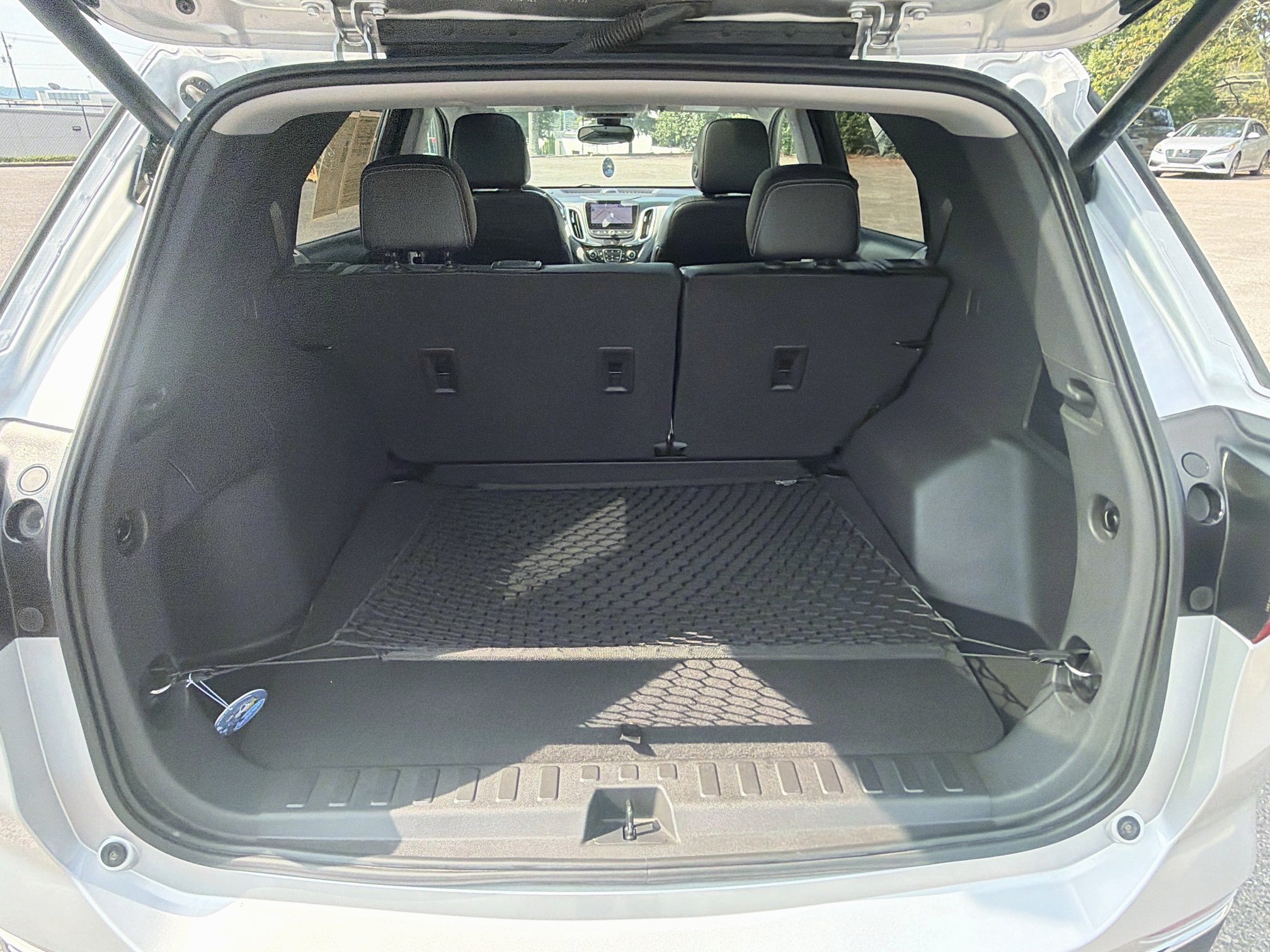 Used 2021 Chevrolet Equinox Premier FWD image 28