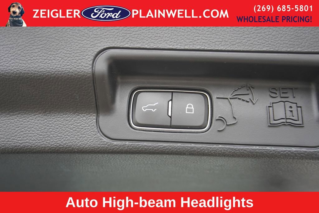 Used 2020 Ford Explorer XLT w/ Equipment Group 202A image 15