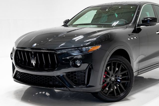 Used 2024 Maserati Levante Modena Ultima AWD/4WD image 2