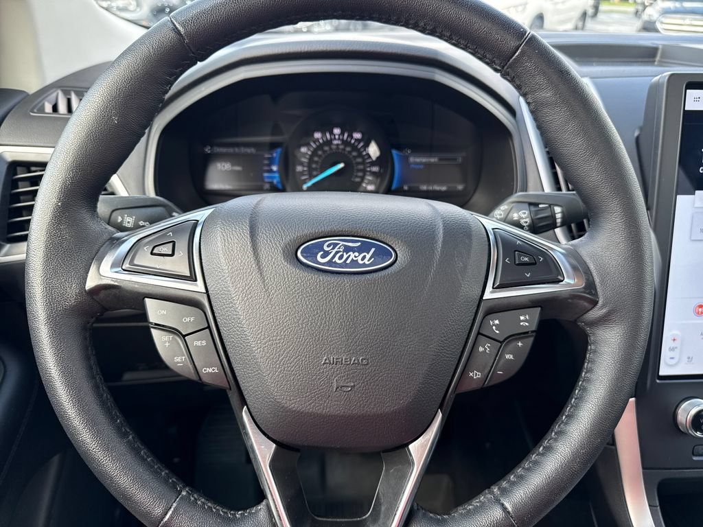 Used 2024 Ford Edge SEL w/ Convenience Package AWD/4WD image 11