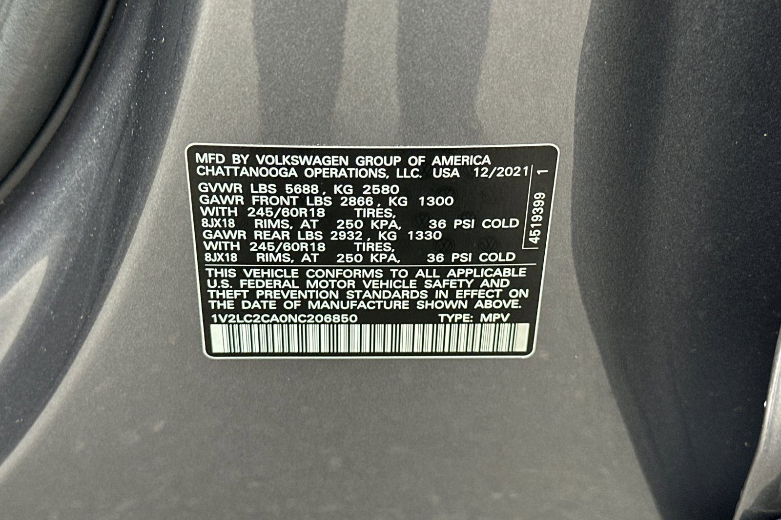 Certified 2022 Volkswagen Atlas Cross Sport SE image 29