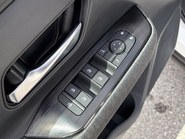 New 2026 Nissan Kicks SV w/ Cold Weather Package AWD/4WD image 13