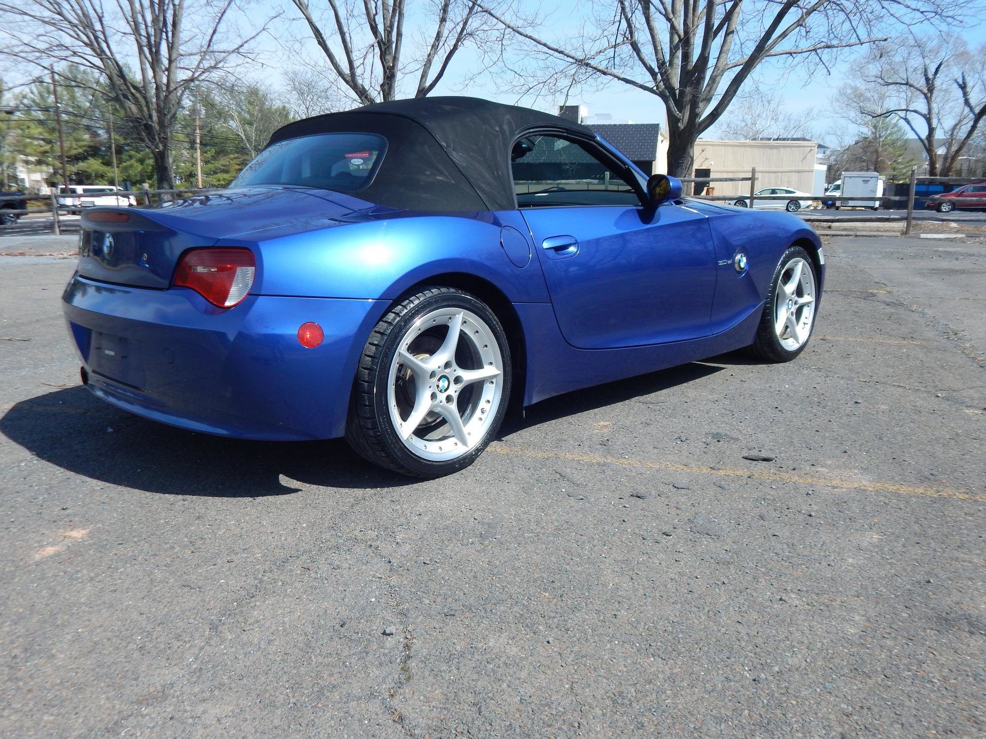 Used 2006 BMW Z4 3.0si image 4