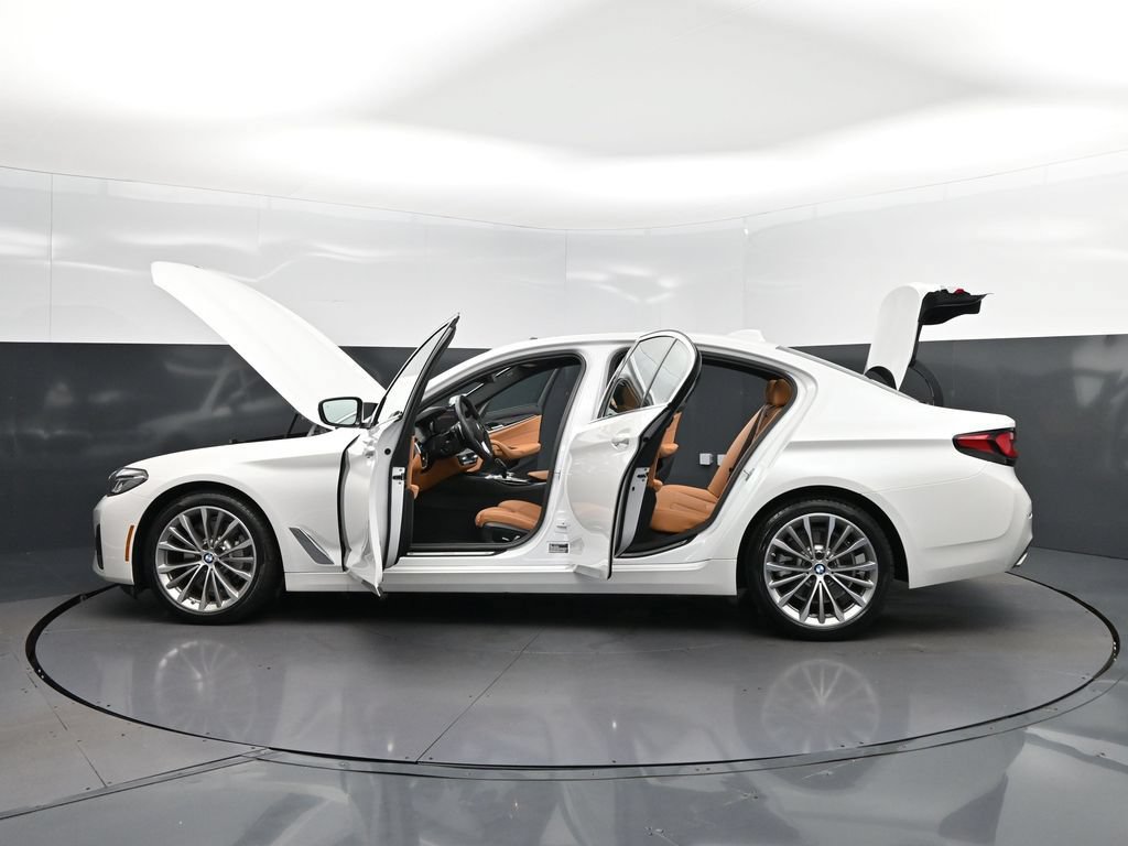 Certified 2023 BMW 530i w/ Convenience Package RWD image 46