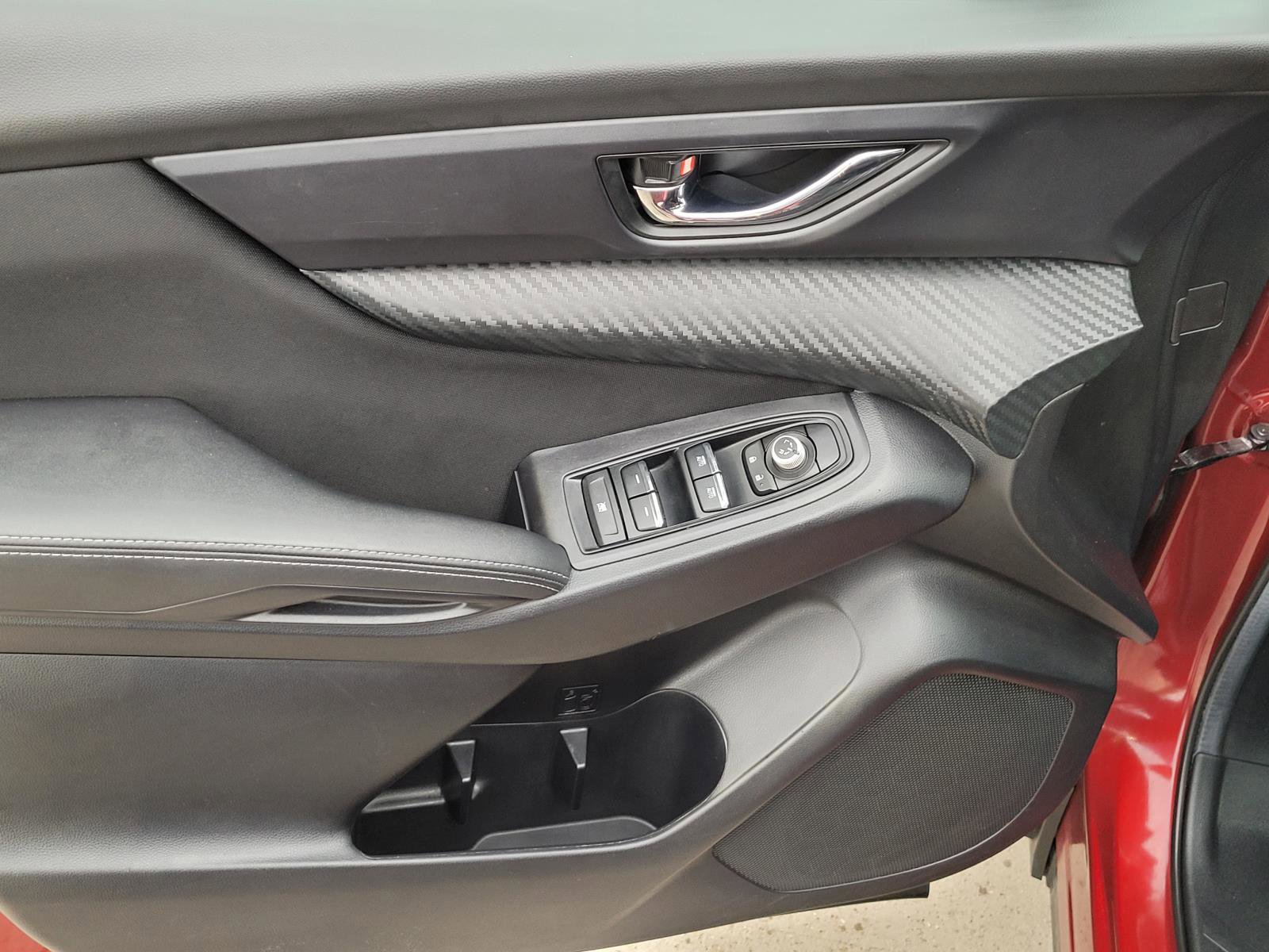 Certified 2025 Subaru Ascent Premium image 4