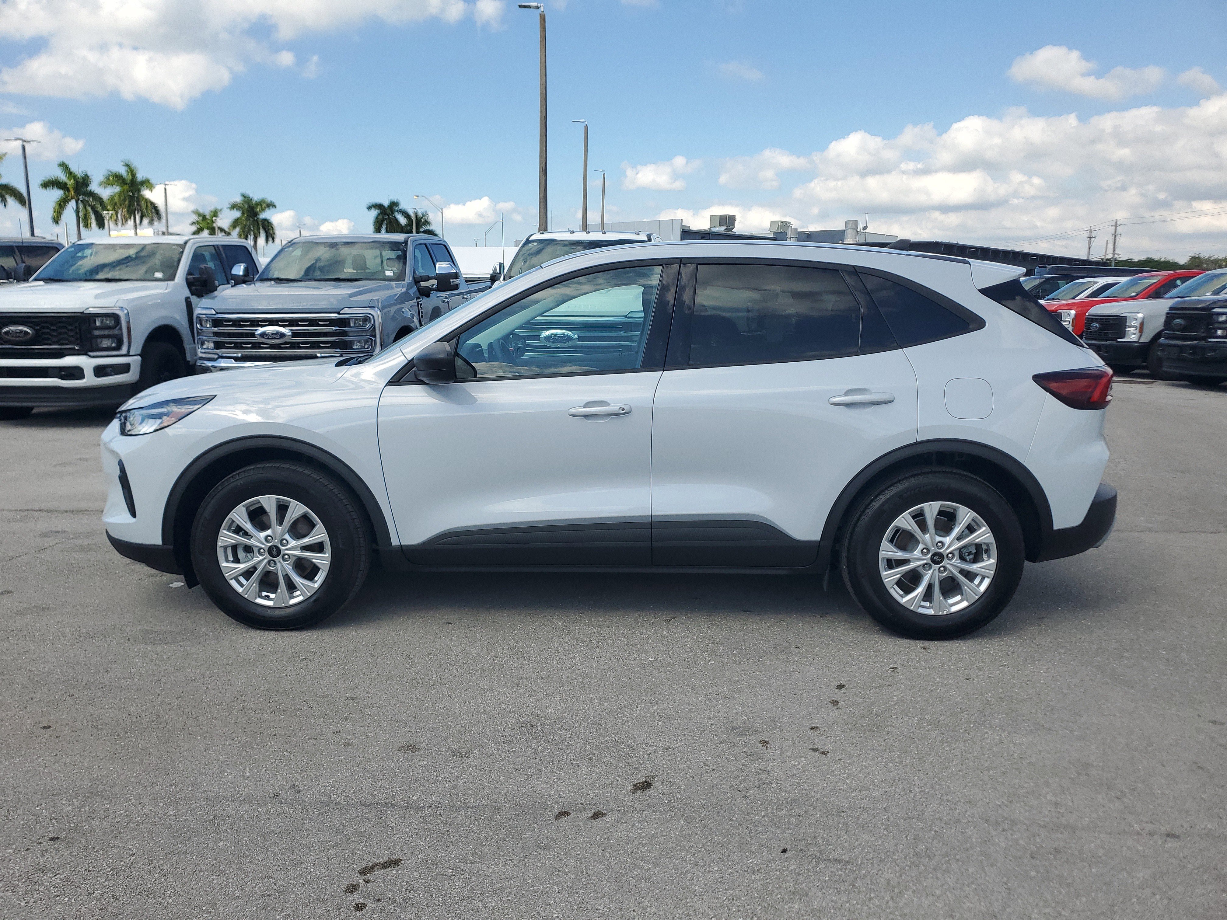Used 2025 Ford Escape Active w/ Tech Pack #1 image 8