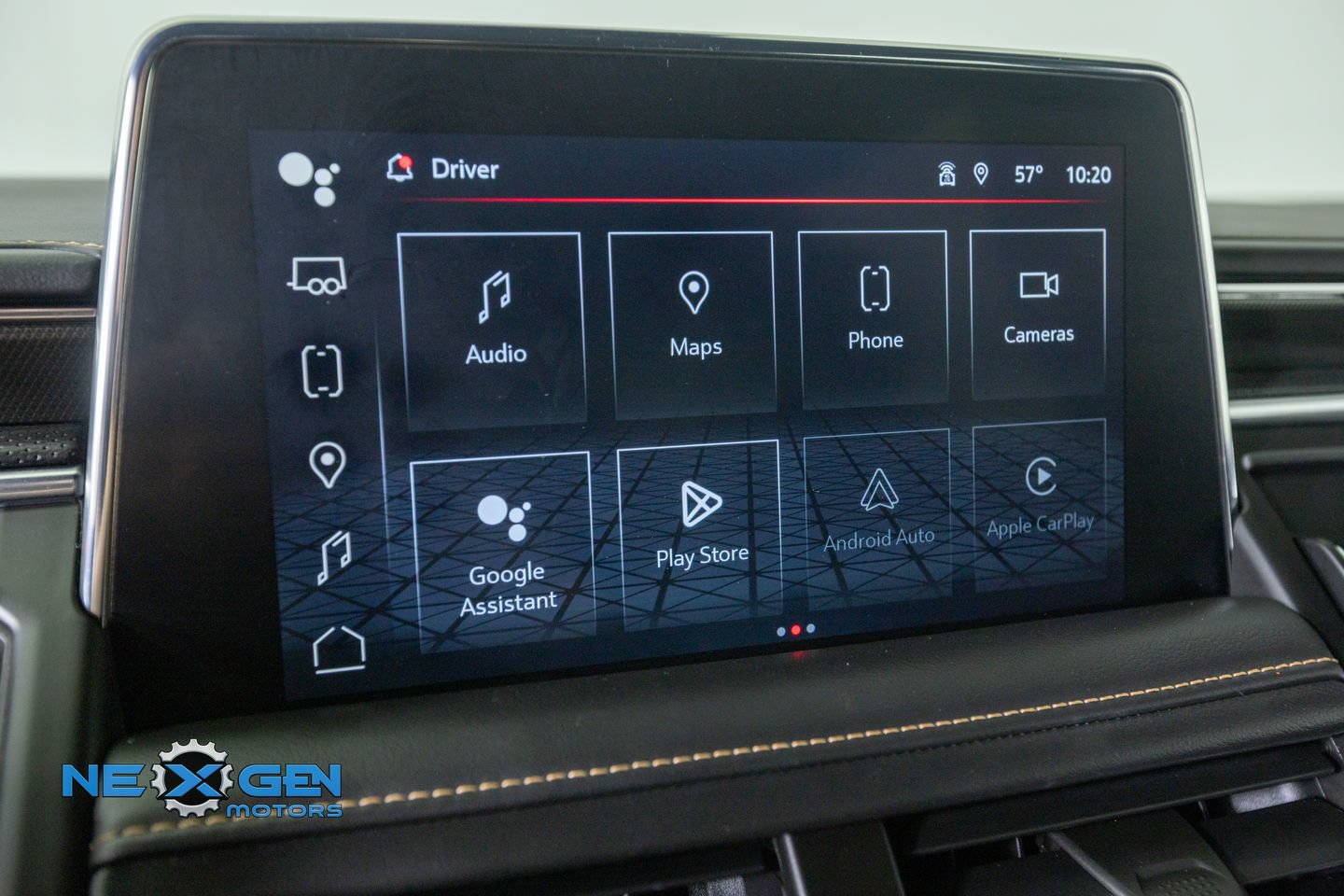 Used 2023 GMC Yukon XL AT4 w/ AT4 Premium Package AWD/4WD image 22