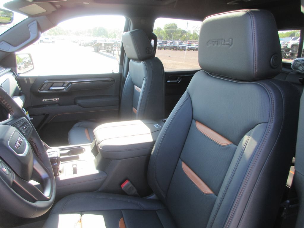 New 2026 GMC Sierra 1500 AT4 w/ AT4 Premium Package AWD/4WD image 16