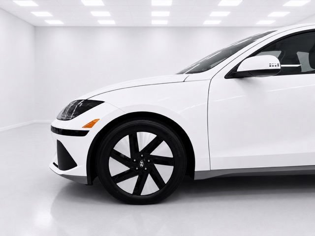 Used 2024 Hyundai Ioniq 6 SE AWD/4WD image 5