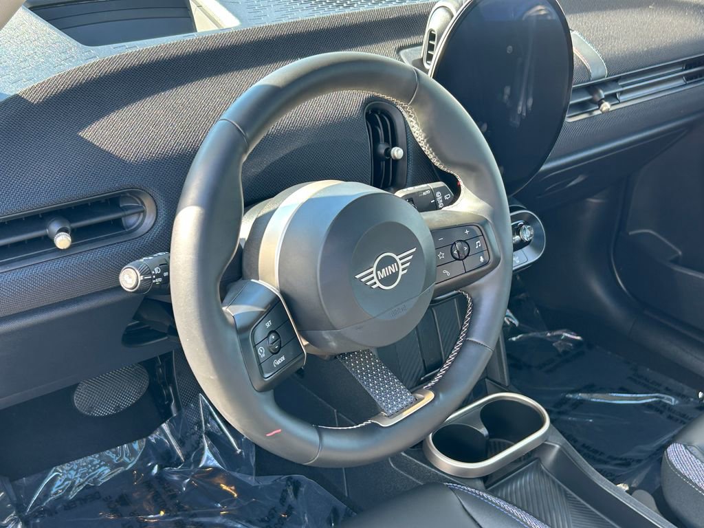 Used 2025 MINI Cooper S image 13
