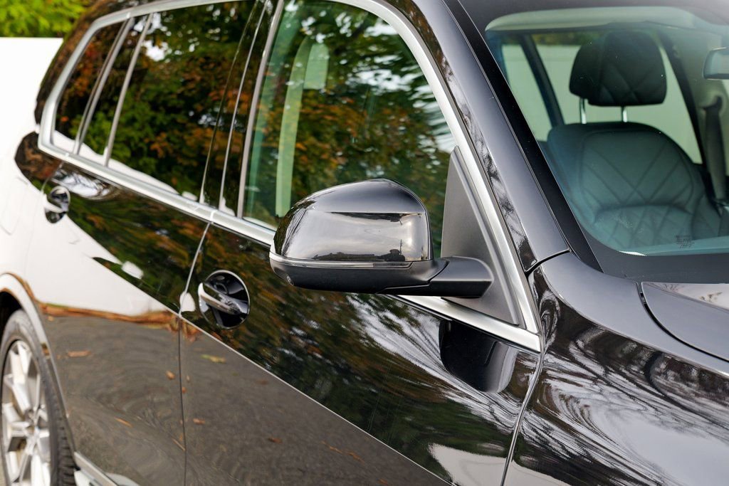 Used 2024 BMW X7 xDrive40i image 10