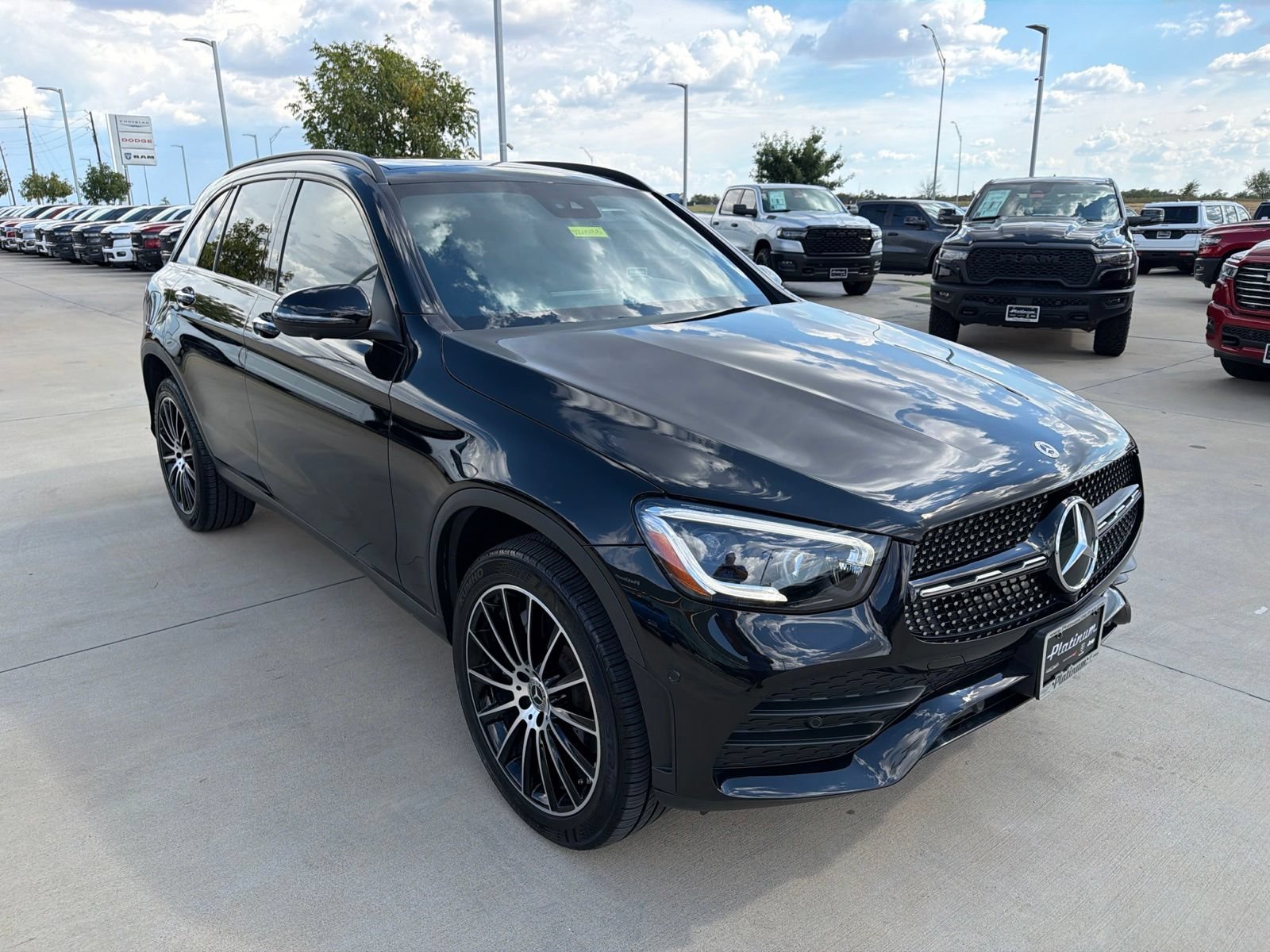 Used 2022 Mercedes-Benz GLC 300 image 7