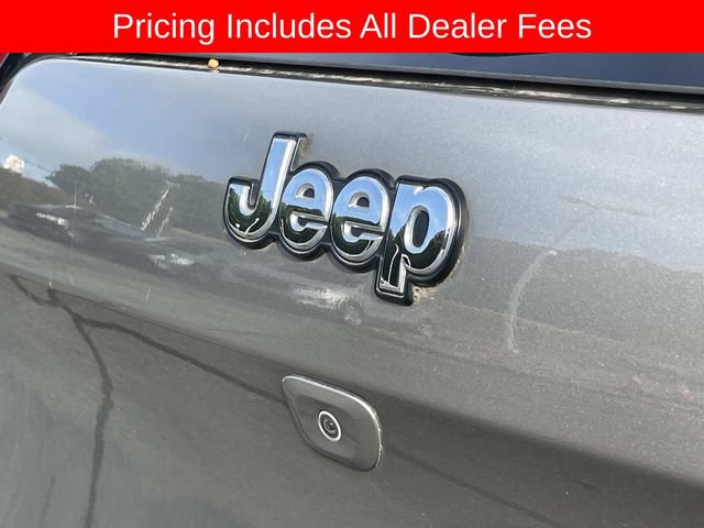 Used 2017 Jeep Cherokee Limited FWD image 9