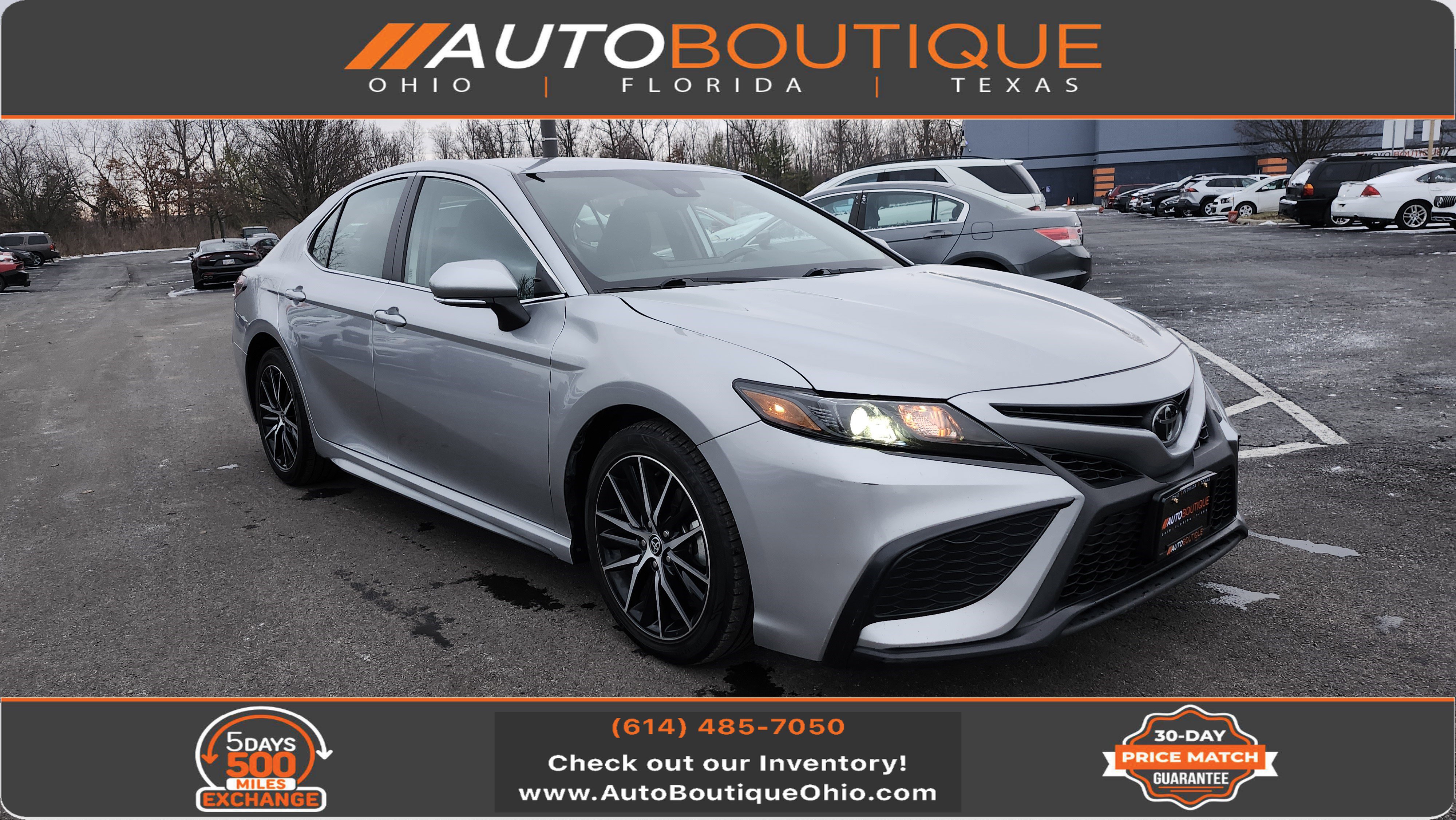 Used 2023 Toyota Camry SE image 1