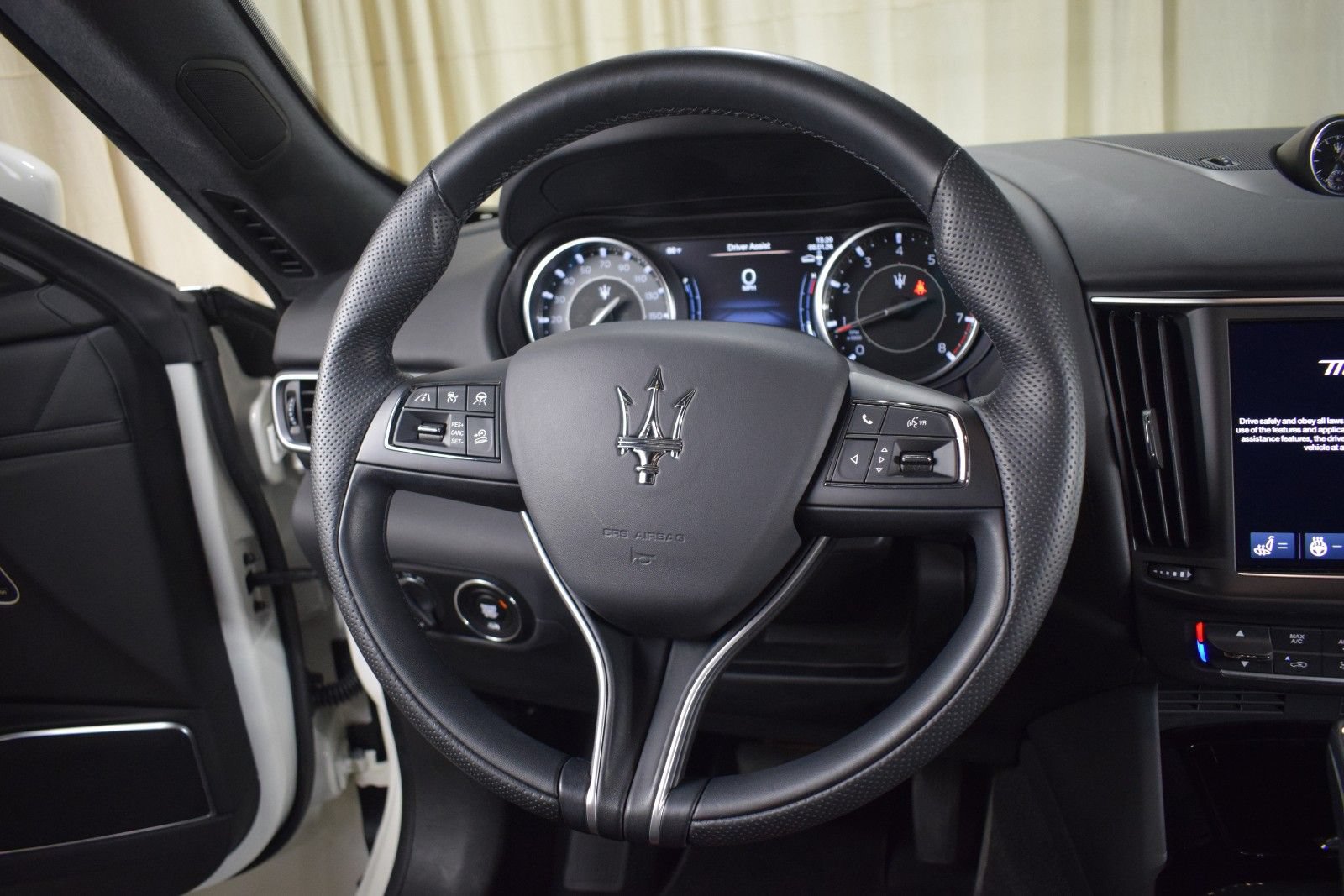 Certified 2023 Maserati Levante GT AWD/4WD image 26