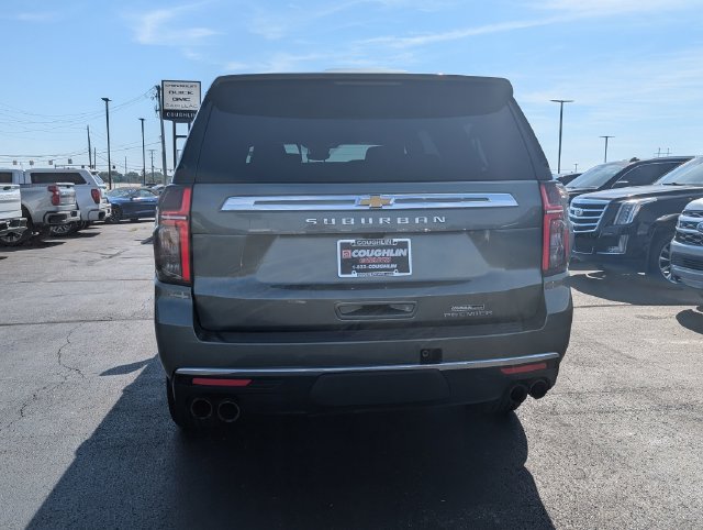 Used 2024 Chevrolet Suburban Premier w/ Premium Package AWD/4WD image 6