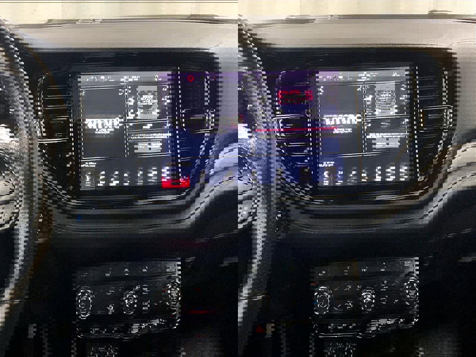 Used 2022 Dodge Durango GT image 19