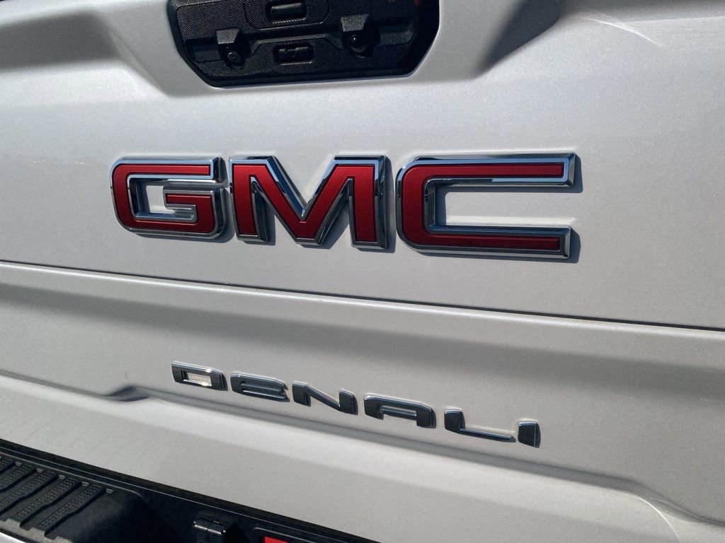 Used 2023 GMC Sierra 1500 Denali w/ Technology Package AWD/4WD image 41
