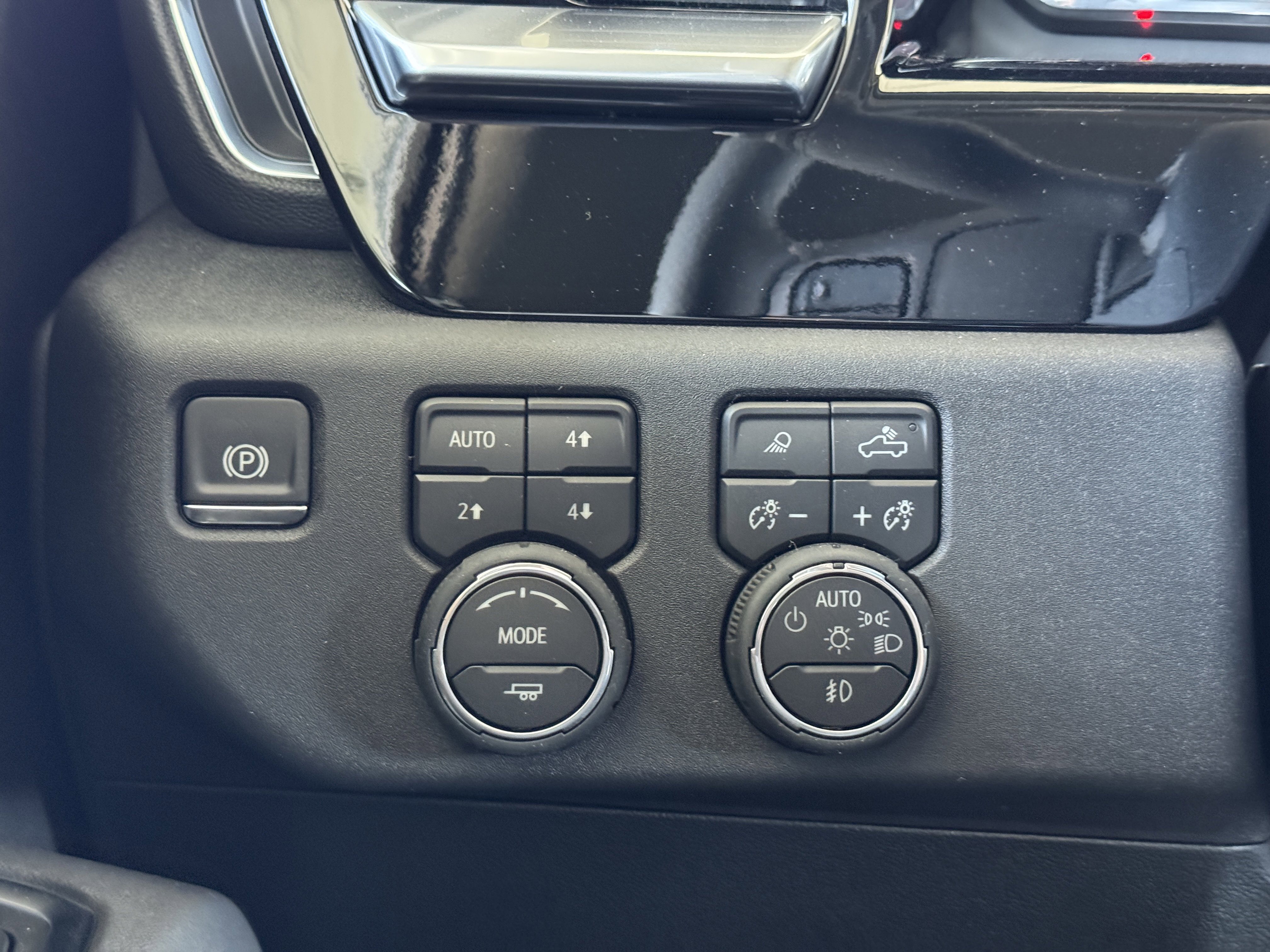 New 2026 Chevrolet Silverado 2500 LTZ image 30