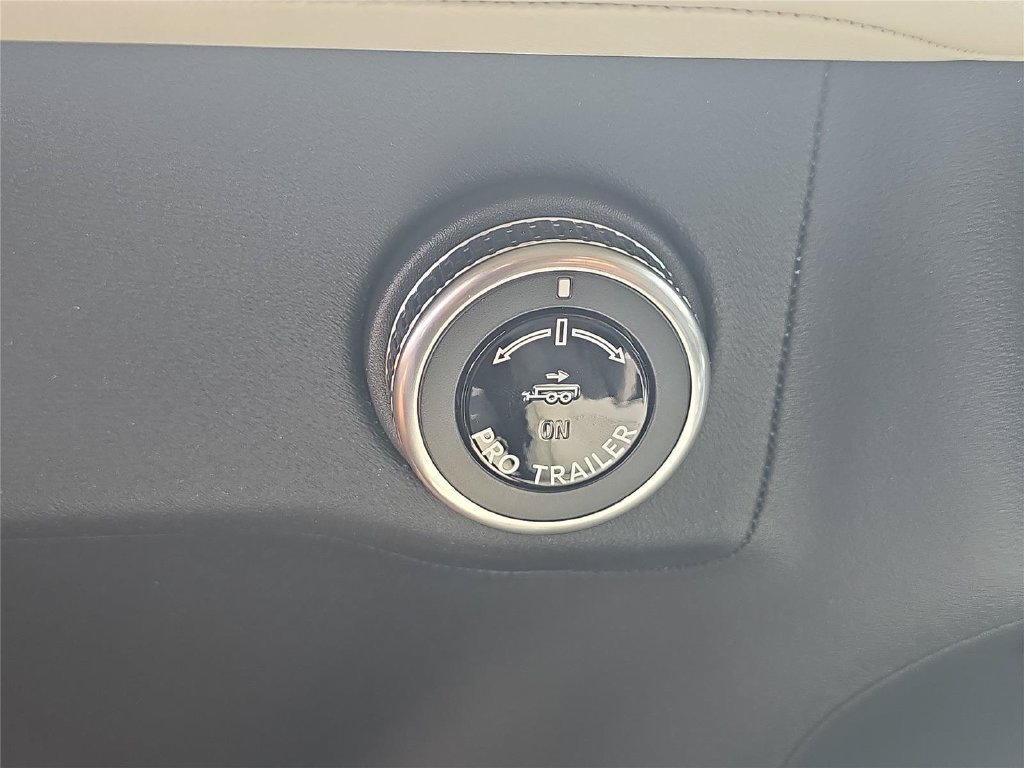 New 2026 Lincoln Navigator Premiere AWD/4WD image 20