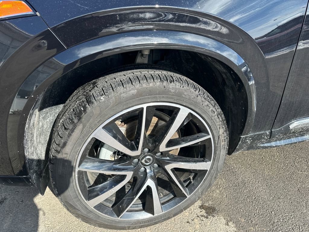 Used 2023 Volvo XC90 B5 Plus w/ Protection Package Premier image 5