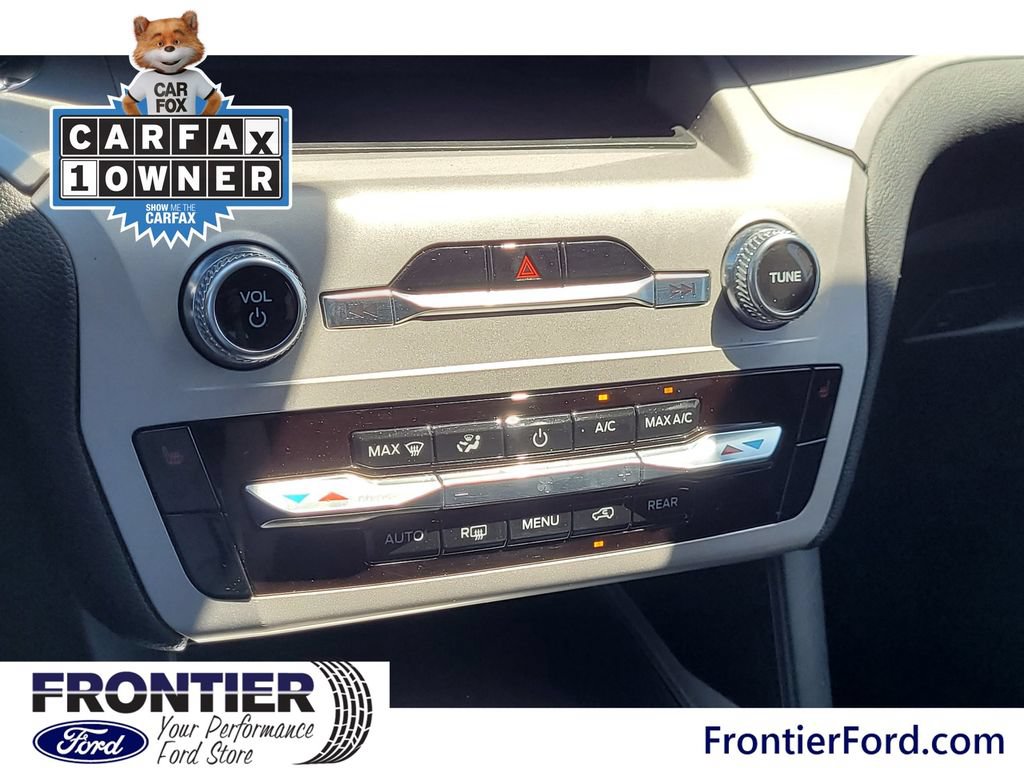 Used 2023 Ford Explorer XLT RWD image 12