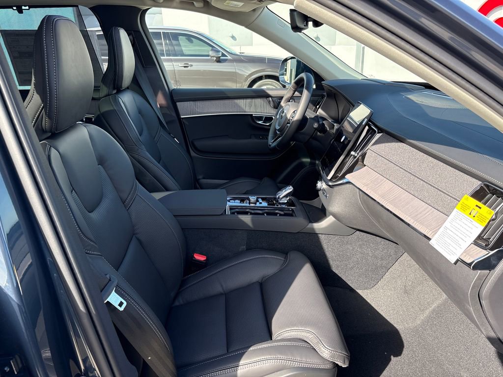 New 2026 Volvo XC90 B5 Ultra image 15