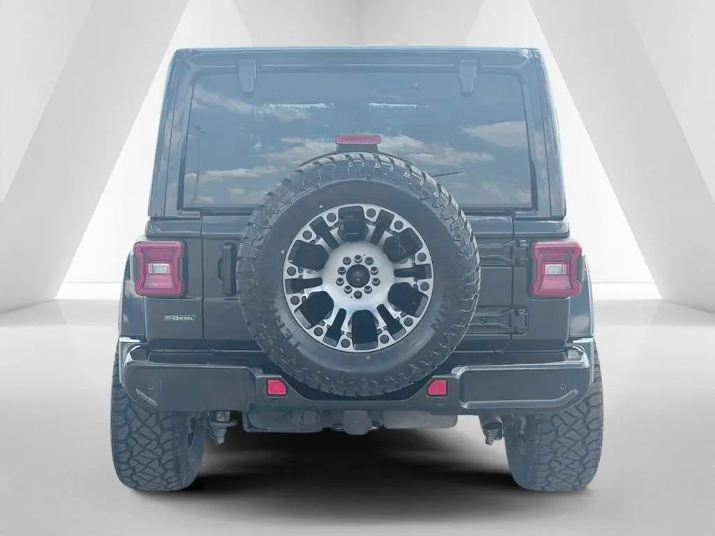 Used 2021 Jeep Wrangler Unlimited Sahara AWD/4WD image 6